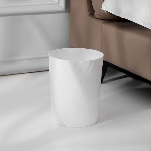UUJOLY Small Bathroom Trash Can - Image 3