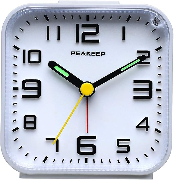 Peakeep 3D Numbers No Tick-Tock Analog Alarm Clock Classic Beep Sound | Snooze by PEAKEEP