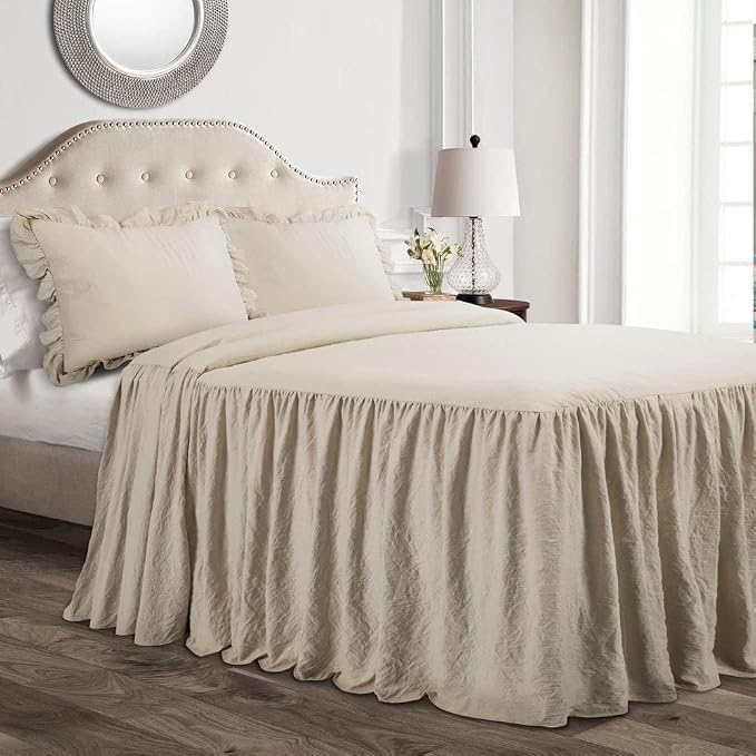 Lush Decor Ruffle Skirt Bedspread Set by LushDecor
