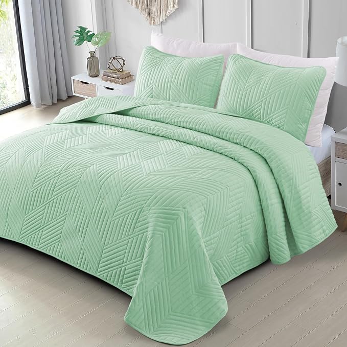 Exclusivo Mezcla Ultrasonic Twin Quilt Bedding Set, Mint Green | Lightweight by ExclusivoMezcla