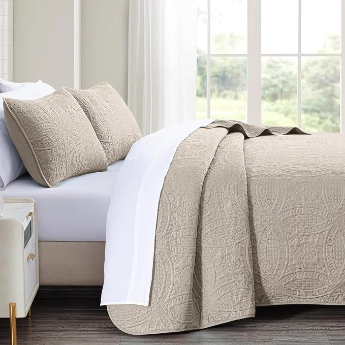 akkialla 118"x106" Taupe California King Quilt Set, Oversized Floor-Length - Image 4