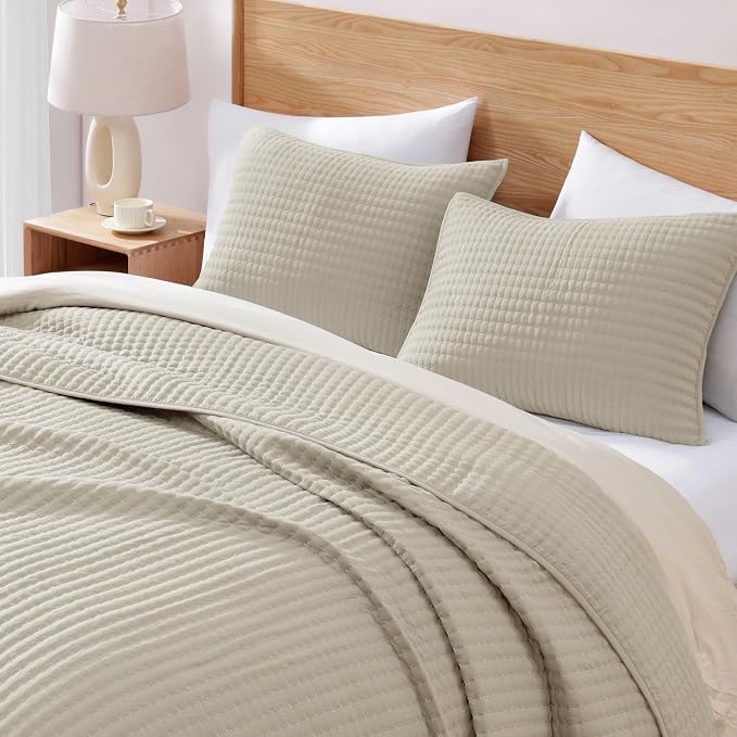 King Size Quilt- Lightweight Bedspreads Oatmeal King Quilt Bedding Set | Soft - Image 2