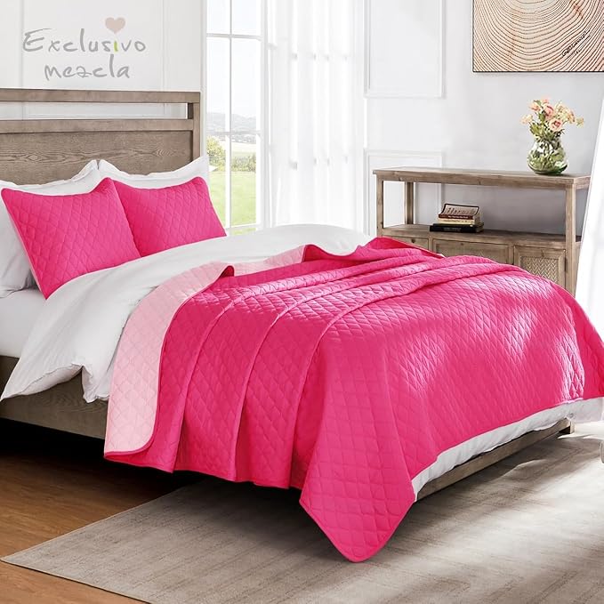 Exclusivo Mezcla Reversible California King Quilt Set, Hot Pink | Lightweight - Image 2