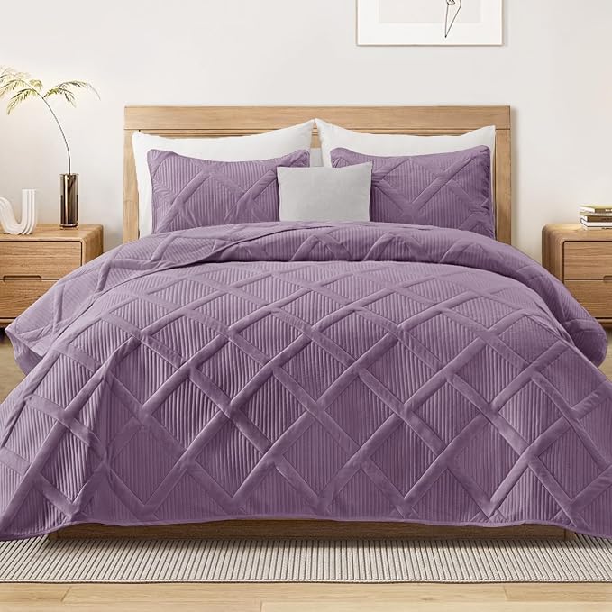 Exclusivo Mezcla California King Size Quilt, Dusty Lavender | Soft Bedspreads by ExclusivoMezcla