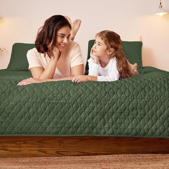 Exclusivo Mezcla Reversible California King Quilt Set, Olive Green | - Image 3