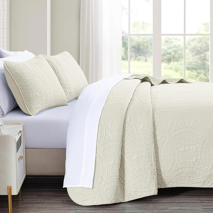 akkialla 118"x106" Cream California King Quilt Set, Oversized Floor-Length - Image 4