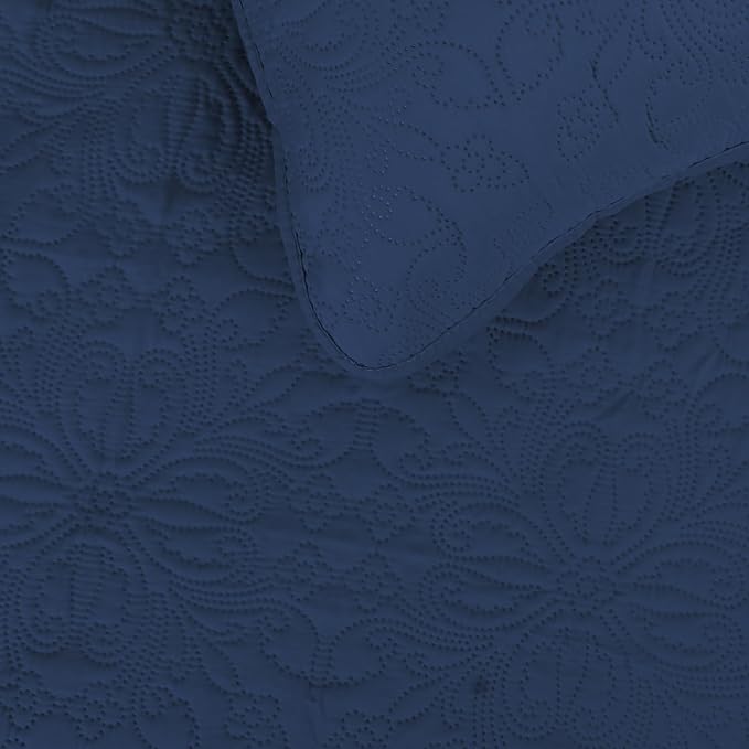 Easy-Going Reversible Quilt Set Full/Queen, Bedspread - Image 3