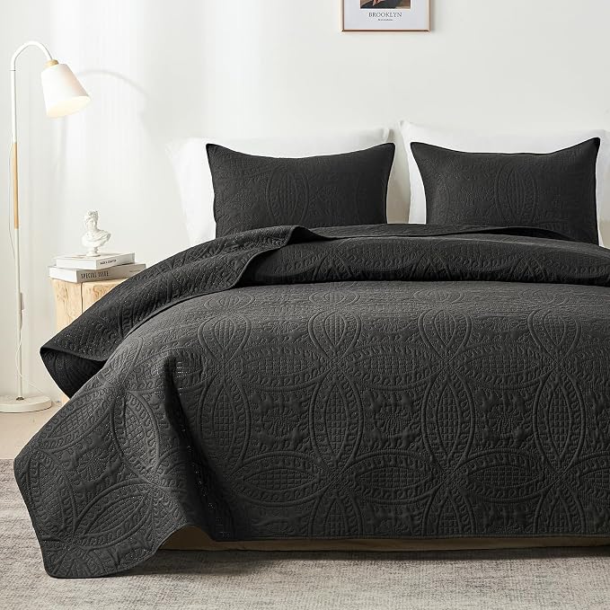 akkialla Queen Quilt Bedding Set, Lightweight Soft Bedspread Coverlet, Modern by akkialla