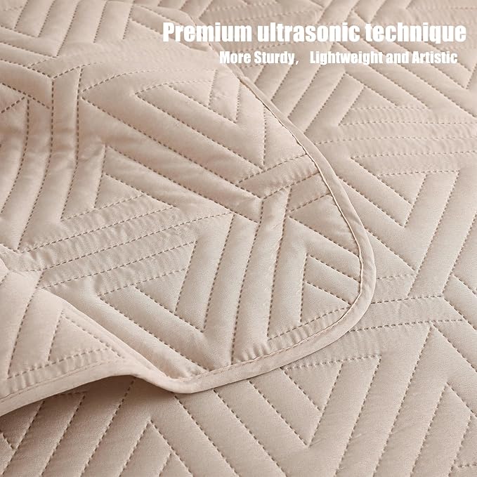 Whale Flotilla Soft Geometric King Quilt Set - Image 8