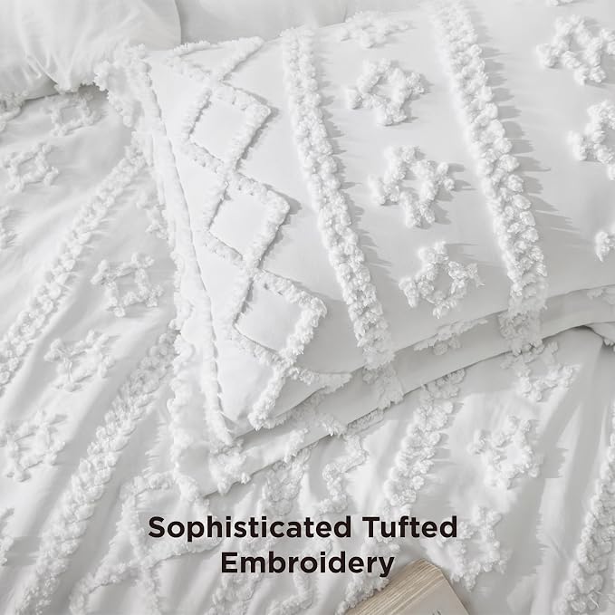 Bedsure Tufted Boho Comforter Set Oversized Queen - Image 6