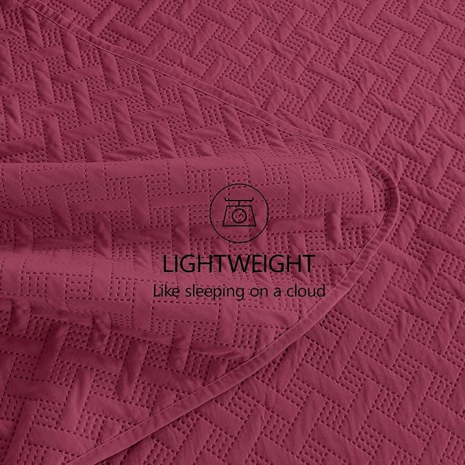 FLYMME Oversized King/California King Quilt Set 118"x106", Burgundy 3-Piece - Image 6