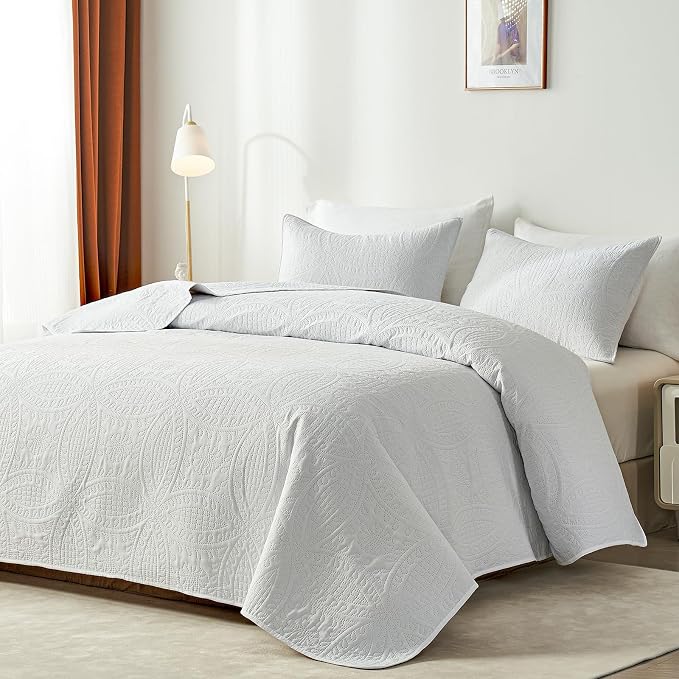 akkialla 118"x106" White California King Quilt Set, Oversized Floor-Length - Image 2