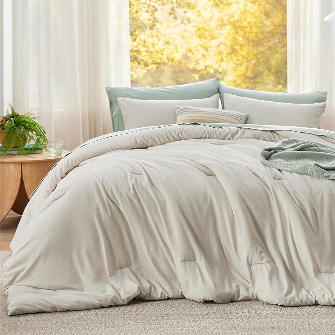 Bedsure Super King Plus Comforter Set, 3 Pieces GentleSoft™ Bed Set, 1 - Image 2