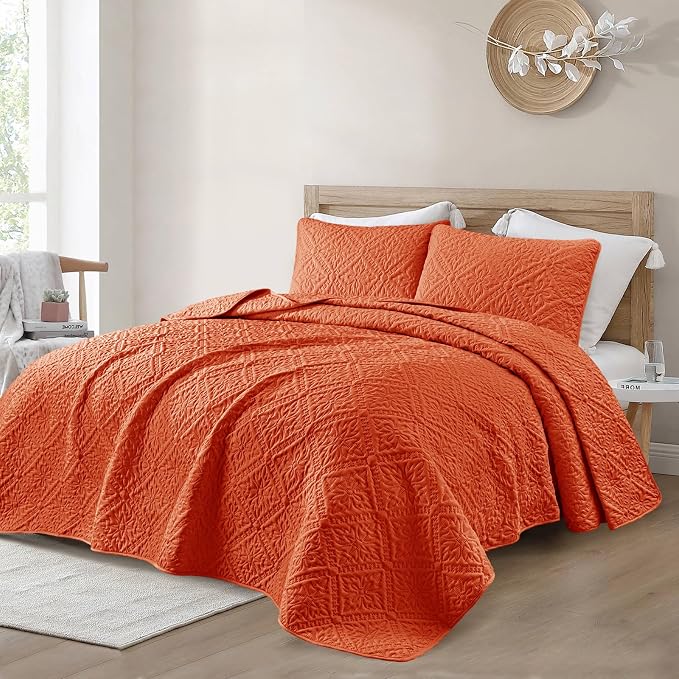 Exclusivo Mezcla California King Quilt Set, All Season Bedding - Image 2