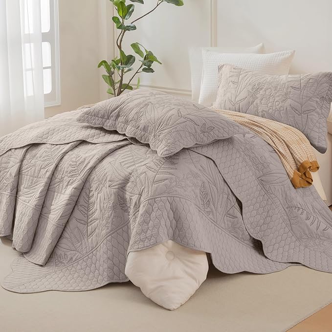 CozyTide Oversized King Bedspread 128x120, Linen Colored Botanical Leaves by CozyTideComforterSet