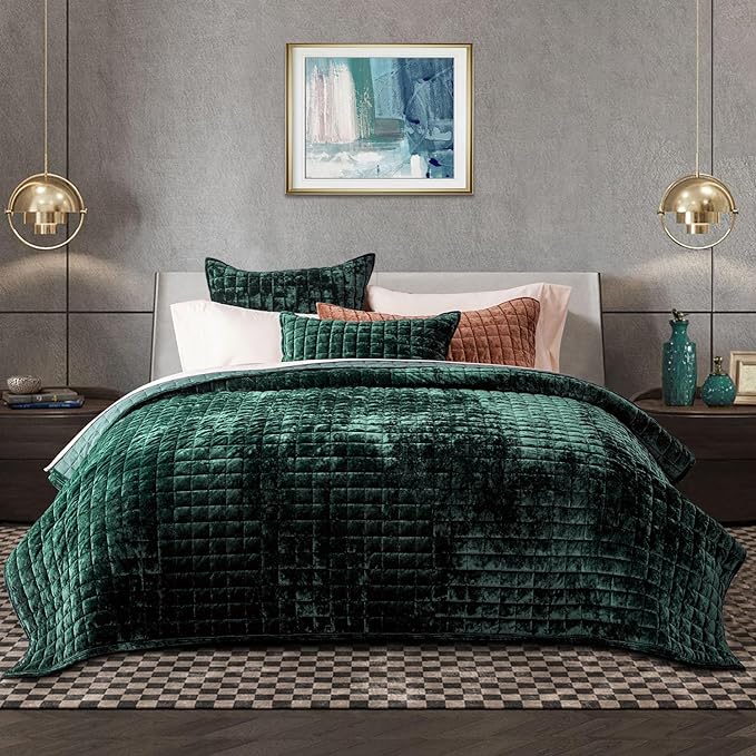 RECYCO Channel Box Stitch Velvet Quilt Set, King Size, Emerald Green | Ultra by RECYCOHOMECOLLECTION