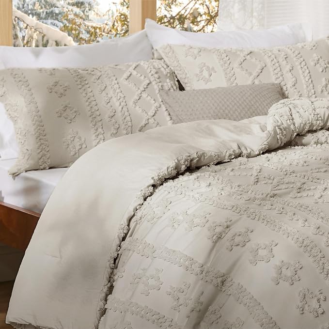 Bedsure Tufted Boho Comforter Set King Size - Image 7