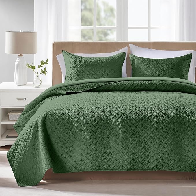 FLYMME Queen Quilt Bedding Set Olive Green Lightweight Bedspreads Full Size by FLYMME