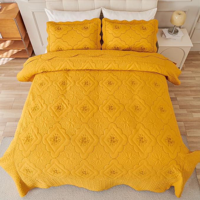 Cmfshape Floral Embroidery Quilt Set, 3 Pieces King Quilt Bedding Set, Classic - Image 2