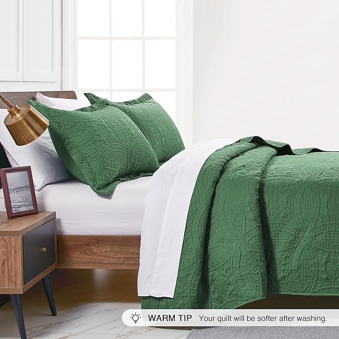Love's cabin King Size Quilt Set Dark Green Bedspreads - Image 4