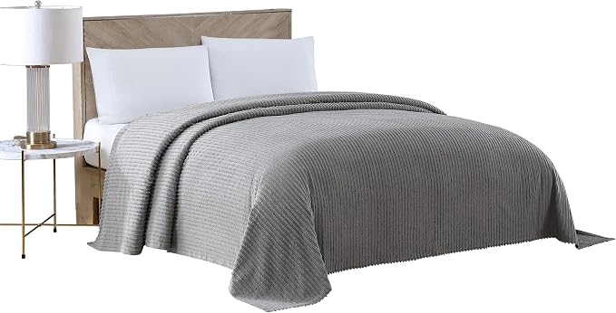 Beatrice Home Fashions Twin Channel Chenille Bedspread, lightweight tufted 100% by BeatriceHomeFashions