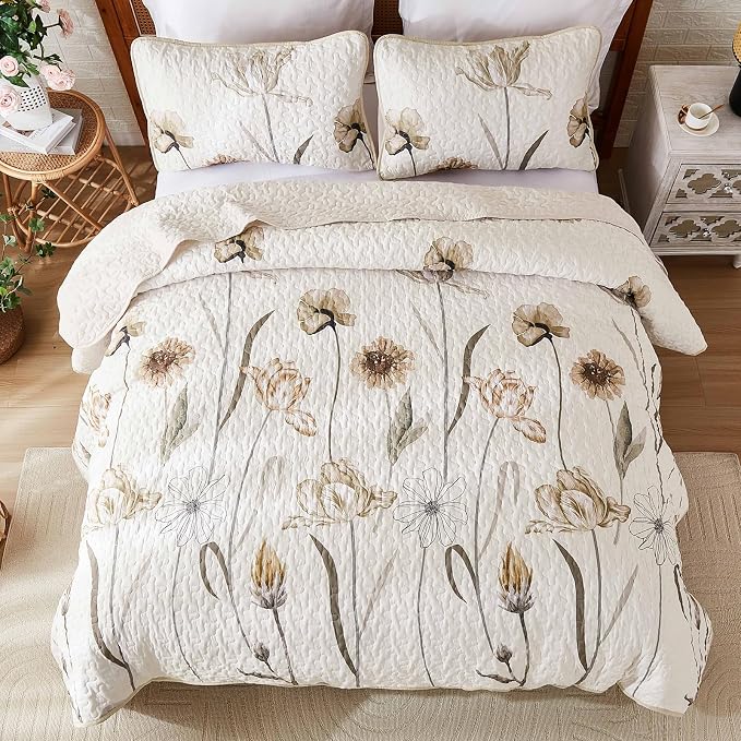 WONGS BEDDING Queen Floral Quilt Set, Reversible Brown Vintage Coverlet | Soft - Image 4
