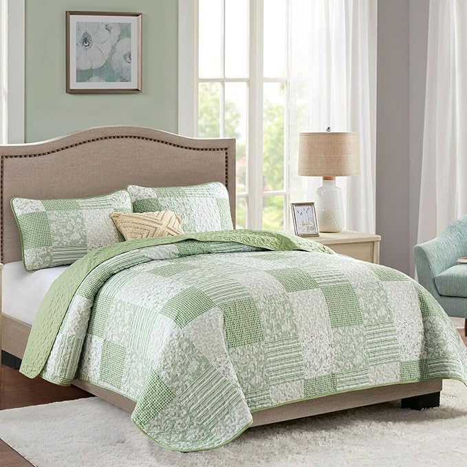 Mybedsoul Light Green Quilt Set Twin Size Dorm Bedding, 2 Pieces Plaid Floral - Image 2