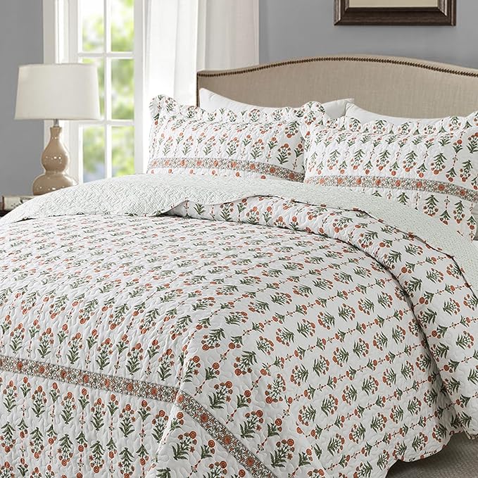 3-Piece Quilt Set Quilted Bedspread Lightweight Coverlet Set Garden Style - Image 3