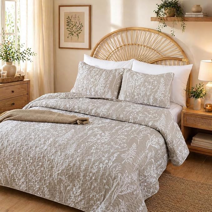 JANZAA Quilt King Size, Oatmeal Quilt Floral Bedspread 3Pcs Boho Bedding Set by JANZAA