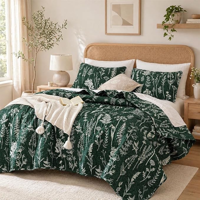 JANZAA Quilts Queen Size, Emerald Green Bedspread Floral Bedding Set 3 Pcs | by JANZAA