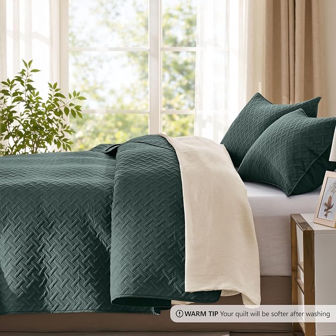 FLYMME Quilts Queen Size, Lightweight Forest Green Bedspreads, Basket Weave - Image 3