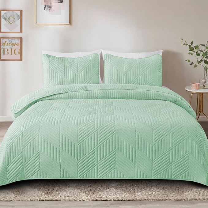 Exclusivo Mezcla Ultrasonic King Quilt Bedding Set, Mint Green | Lightweight - Image 2