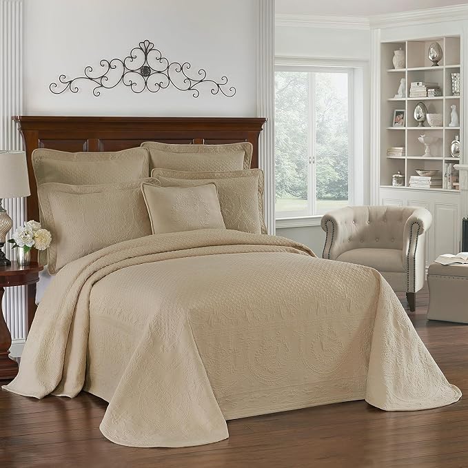 King Charles Modern Farmhouse Floral Matelasse Bedspread, 100% Cotton by Historic+Charleston+Collection