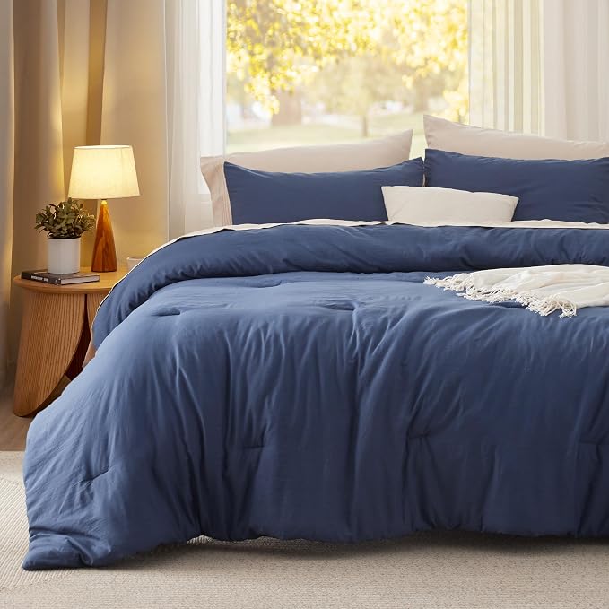 Bedsure Queen Comforter Set, 3 Pieces GentleSoft™ Bed Set, 1 Lightweight - Image 2