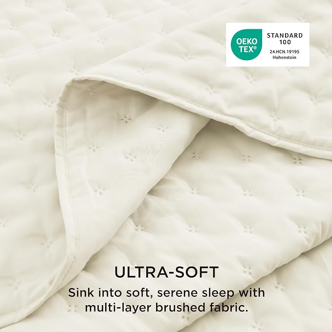 Bedsure King Size Quilt Bedspread, Lightweight Comforter, Ivory Coverlet | - Image 3