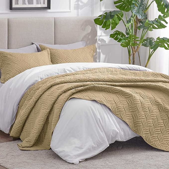 Love's cabin California King Size Quilt Bedding Set Camel Bedspread - Image 2