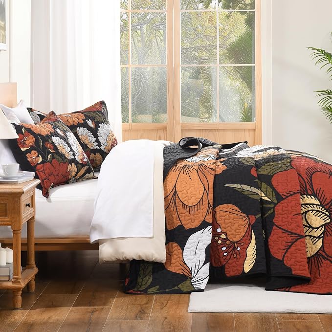 Quilt Queen Size, Reversible Polyester Coverlet Set - Image 4