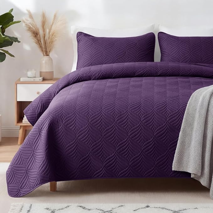 Whale Flotilla Soft Cal King Quilt Bedding Set, Lightweight Bedspreads | Purple by WHALEFLOTILLA
