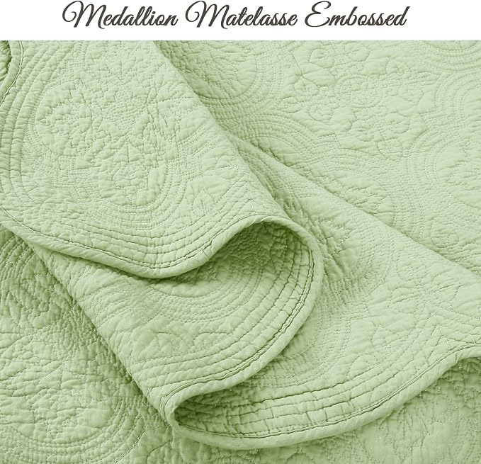 Cozy Line Home Fashions 100% Cotton Medallion Matelasse Embossed Bedding Quilt - Image 4