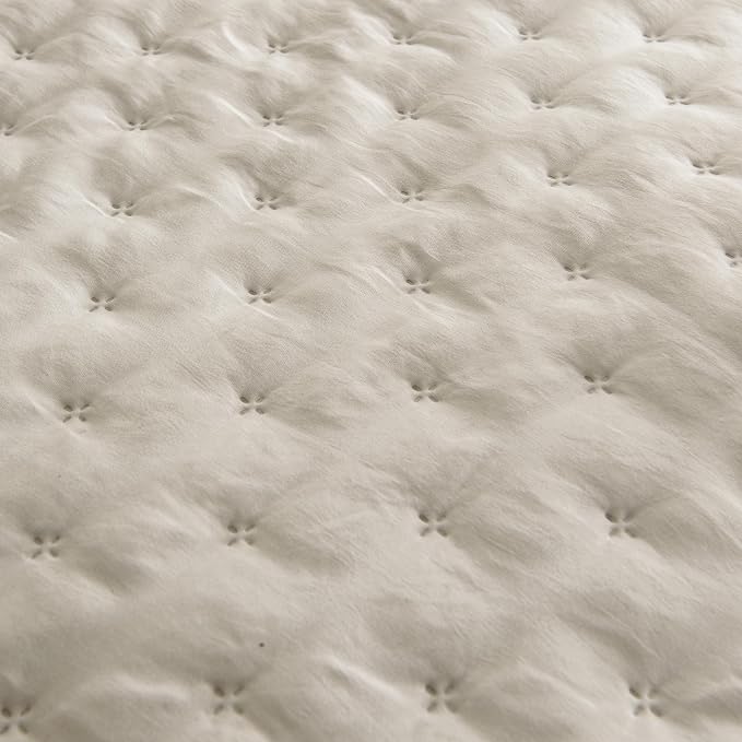 ROARINGWILD Beige King Size Quilt Bedding Set - Image 8