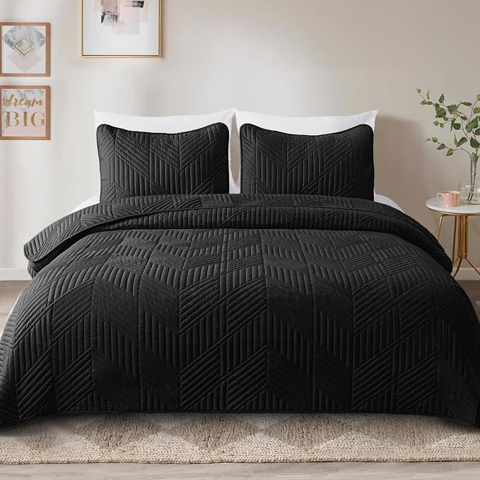Exclusivo Mezcla Ultrasonic King Quilt Bedding Set, Soft Microfiber, Modern - Image 2
