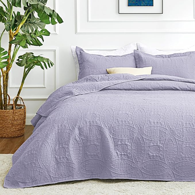 Love's cabin California King Size Quilt Bedding Set Lavender Bedspreads by Lovescabin
