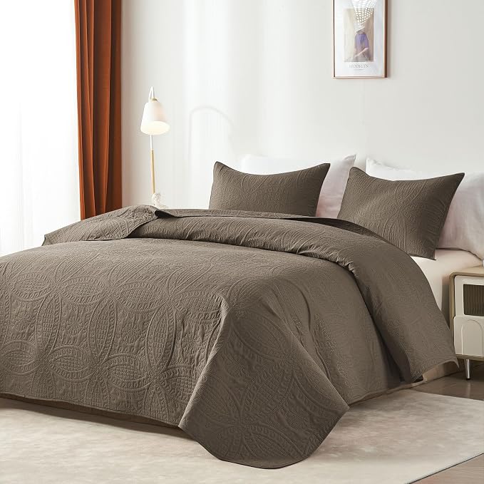 akkialla Mocha Brown King/Cal King Quilt Set, Ultrasonic Lightweight Bedspread - Image 2