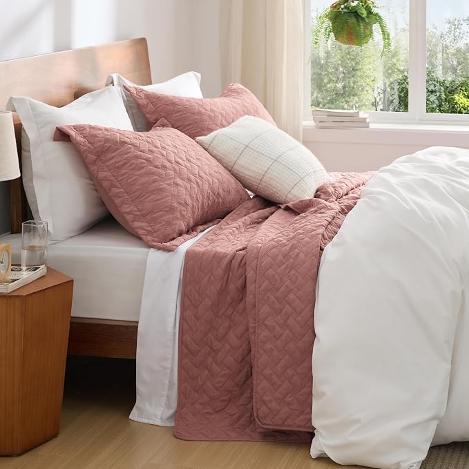 Bedsure Queen Size Quilt, Lightweight Comforter Set, Basket Weave, All-Season - Image 5
