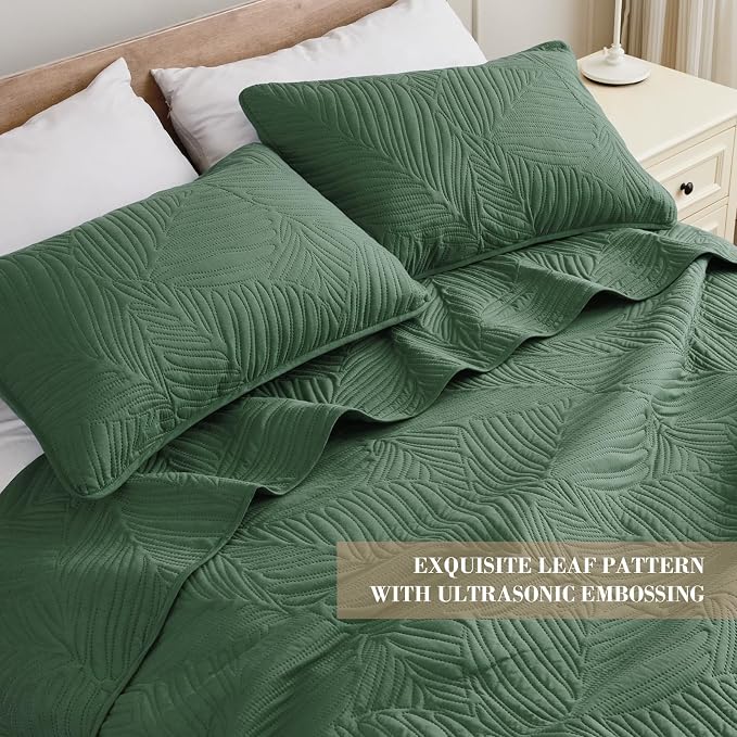 Exclusivo Mezcla 2-Piece Twin Quilt Bedding Set, Soft Microfiber Bedspreads | - Image 5