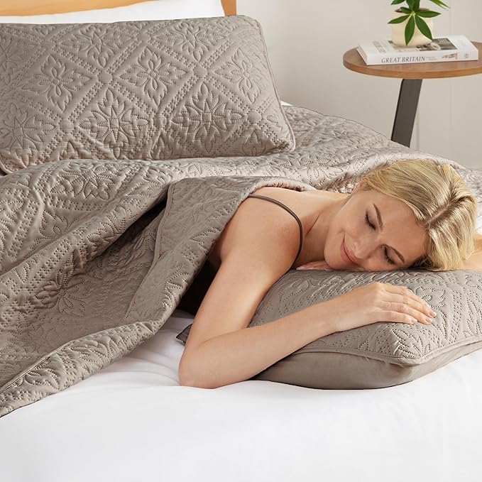 Exclusivo Mezcla Twin Quilt Set, Taupe | Lightweight Soft Bedspreads Coverlets - Image 4