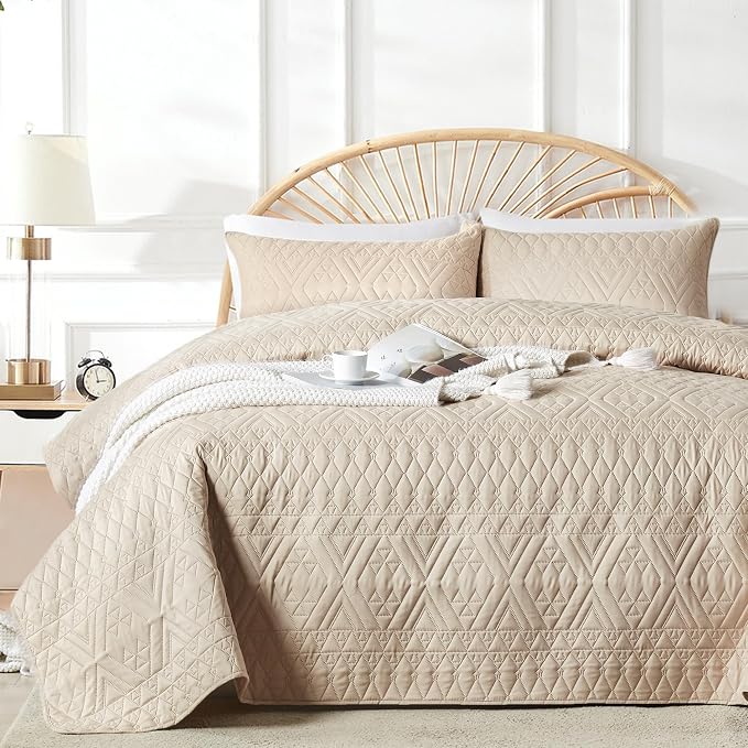 akkialla Twin Size Quilt Bedding Set, Modern Style Geoetric Pattern Coverlet Set by akkialla
