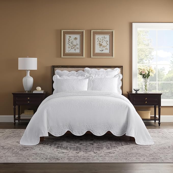 Charleston Estate Modern Farmhouse Floral Matelasse Coverlet - Image 4