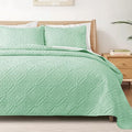 Exclusivo Mezcla King Quilt Set, Sage Green | Lightweight Soft Bedspreads by ExclusivoMezcla