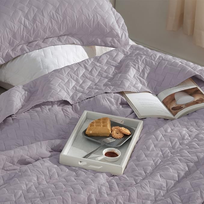 Bedsure King Size Quilt, Lightweight Comforter Set, Light Purple Bedspread | - Image 2